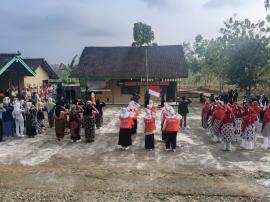 Upacara Bendera Memperingati HUT RI ke 81 di Kalurahan Wunung